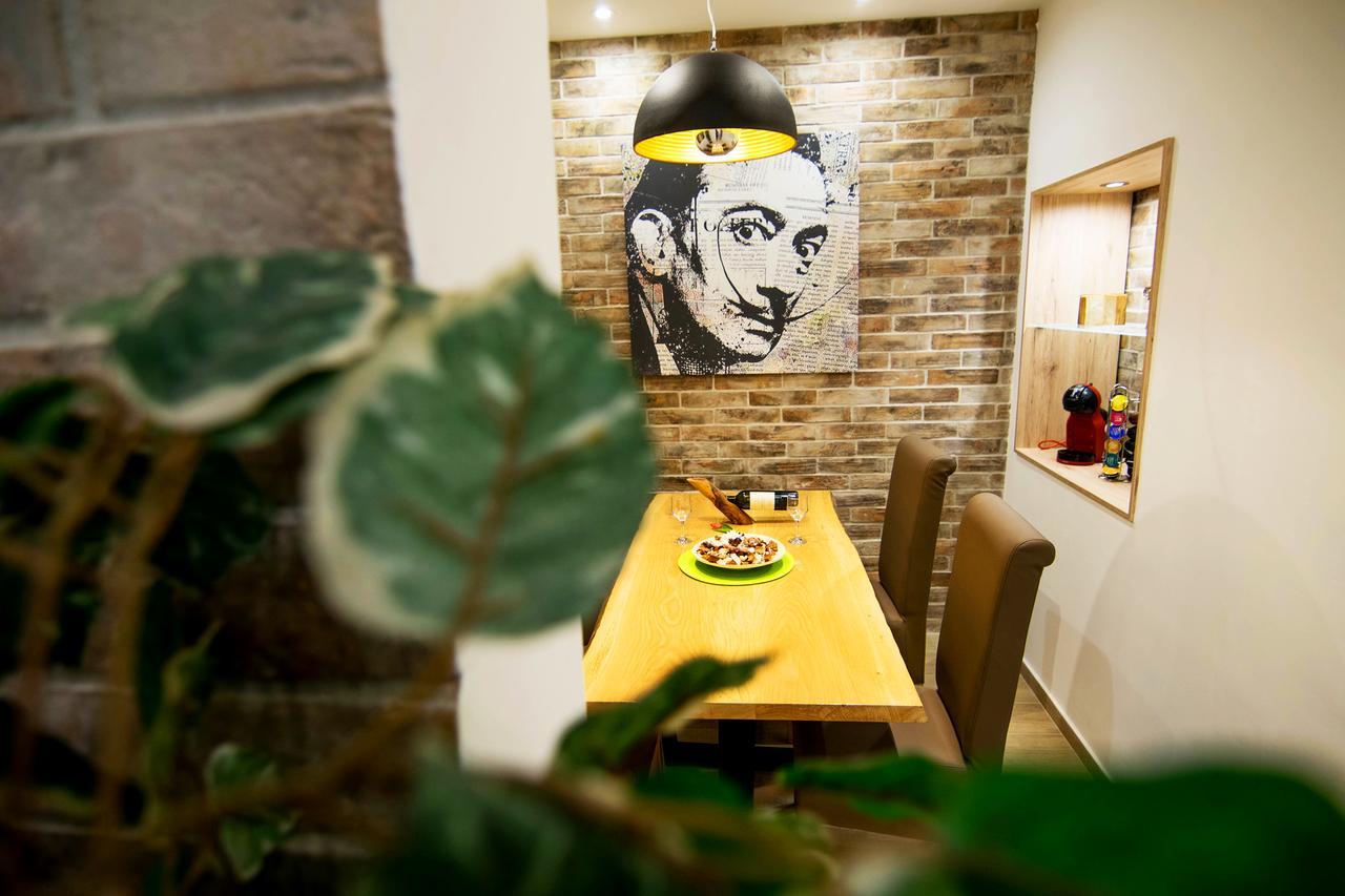 Cosmopolitan Apartment Beograd Bagian luar foto