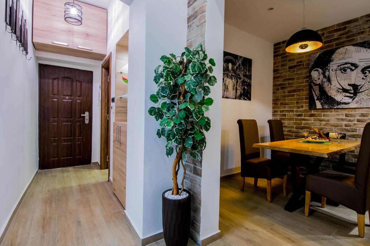 Cosmopolitan Apartment Beograd Bagian luar foto